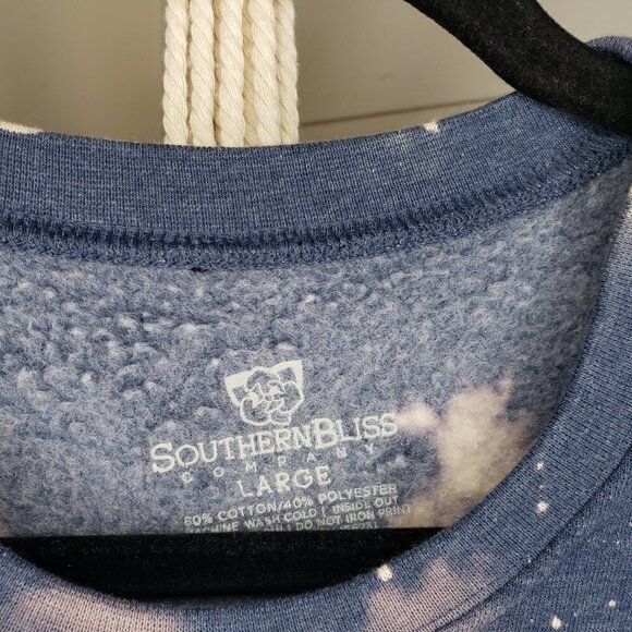 Southern Bliss Bleach Dyed Blue White Believe Christmas Sweatshirt Large - Picture 4 of 5